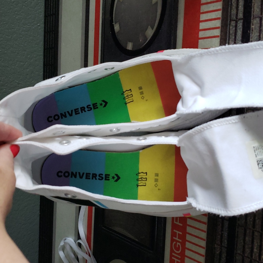 CONVERSE Love Wins Pride Anniversary Rainbow Glitter Lightning Bolt Hightops 8 - Picture 2 of 9